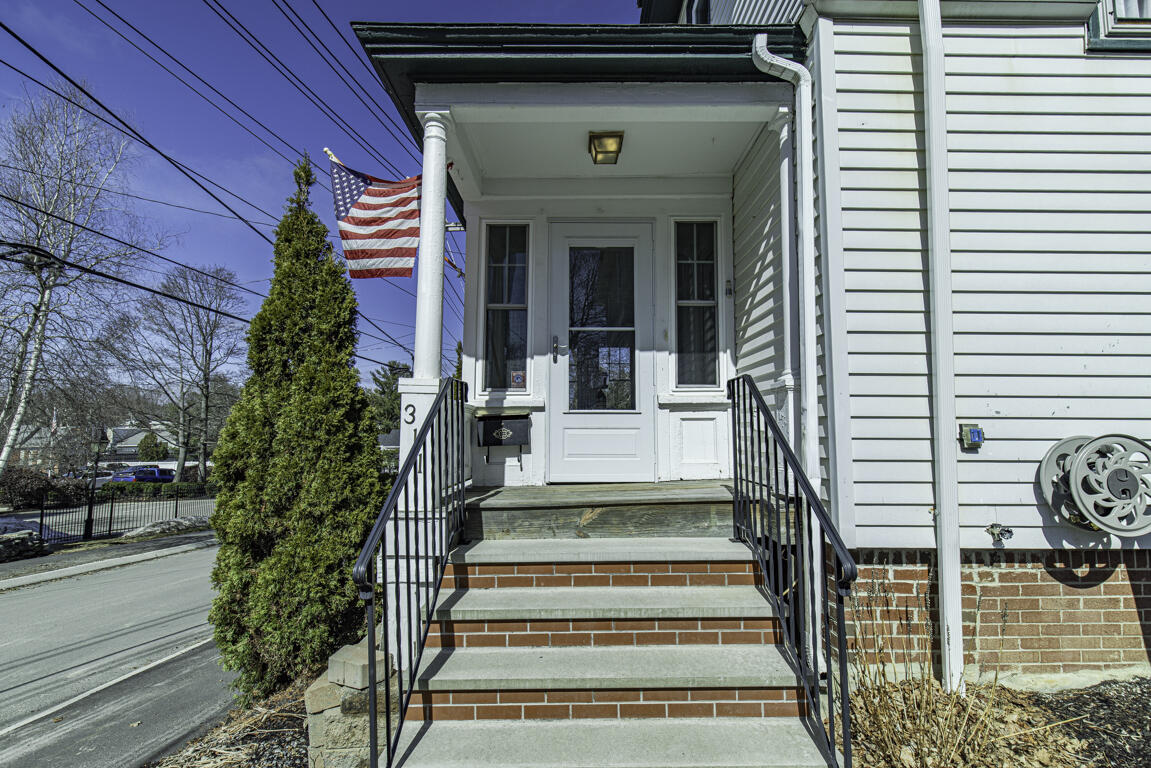 311 French Street