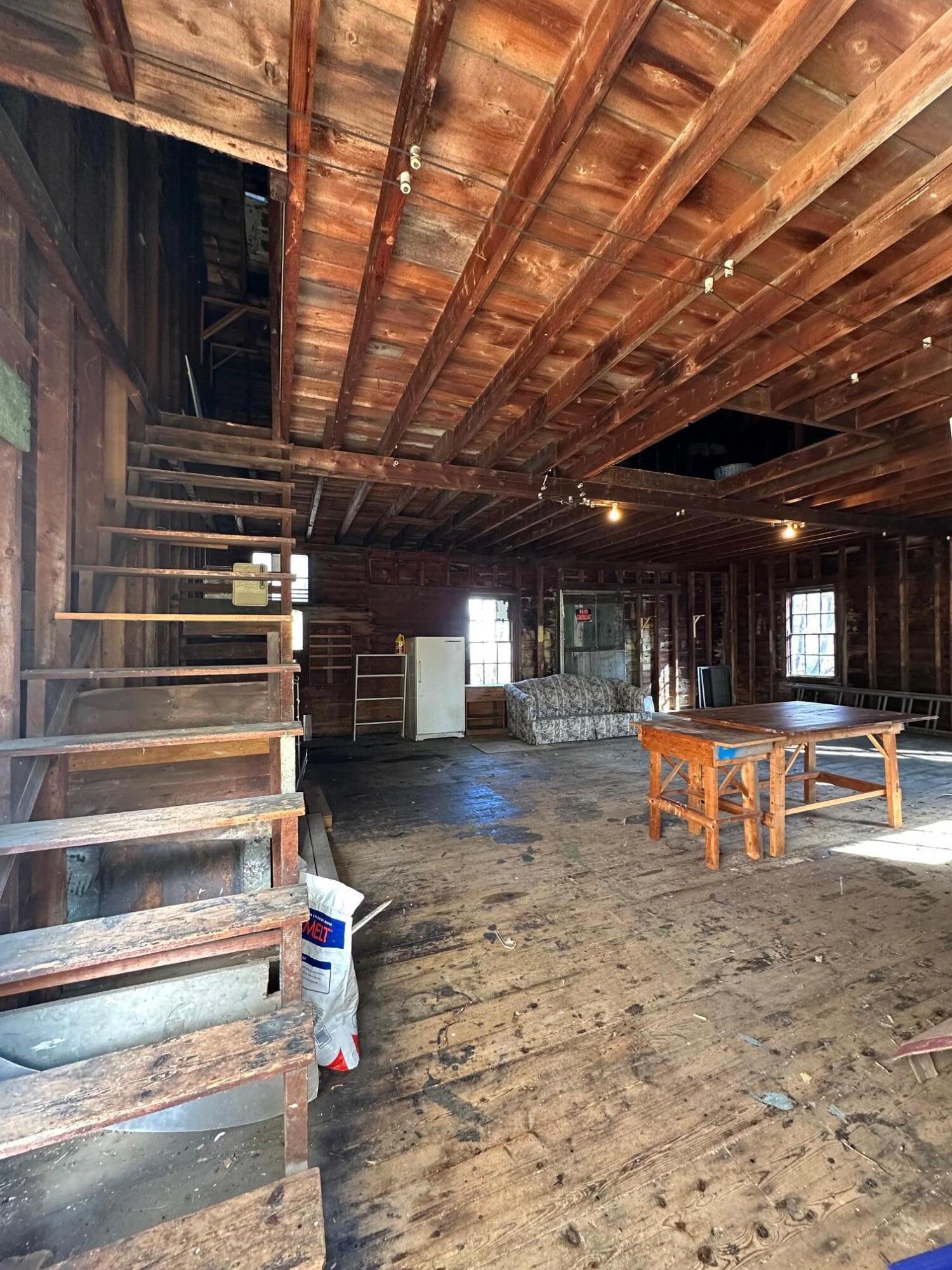 106 Thomas Hill Road