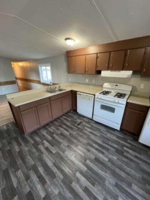 799 Stillwater Avenue, 67