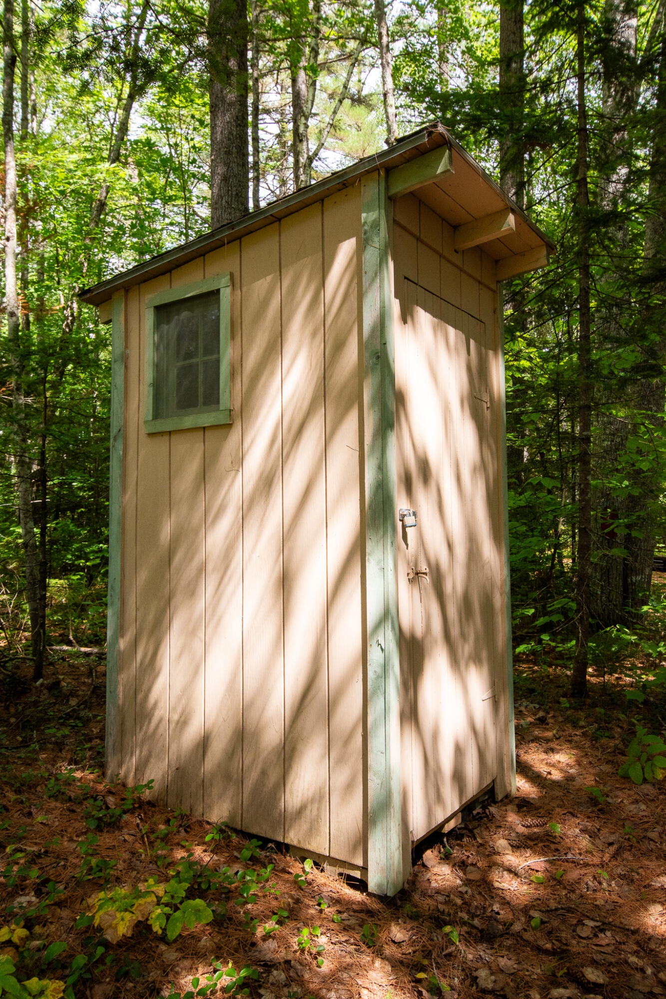 770 Ebeemee Lake Road