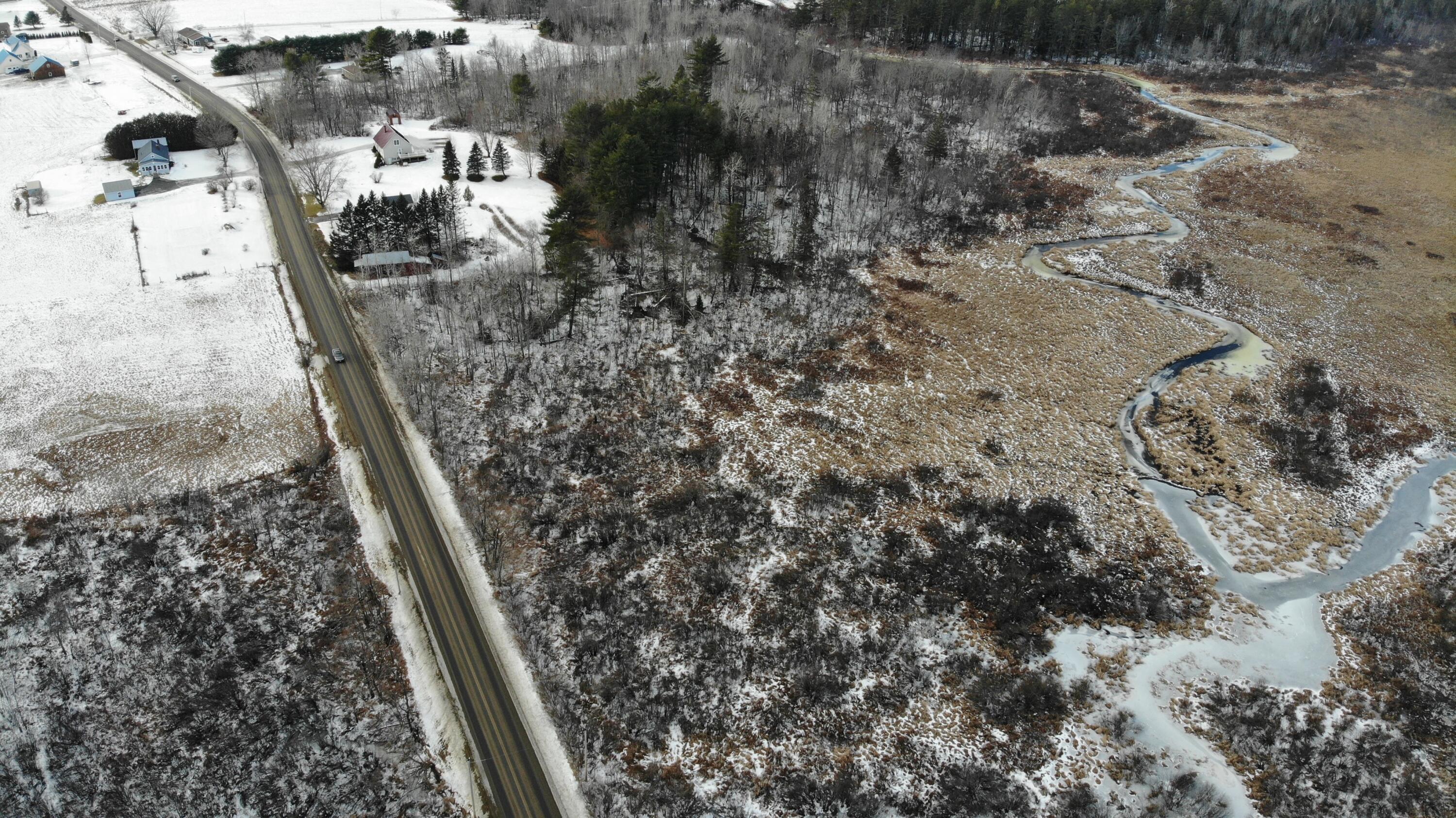 00 Meadow Road, Hampden