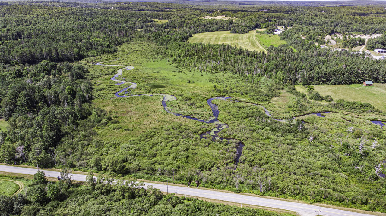 00 Meadow Road, Hampden