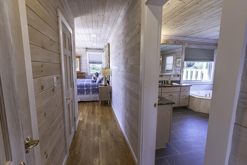 70 Carrying Place Cove Road