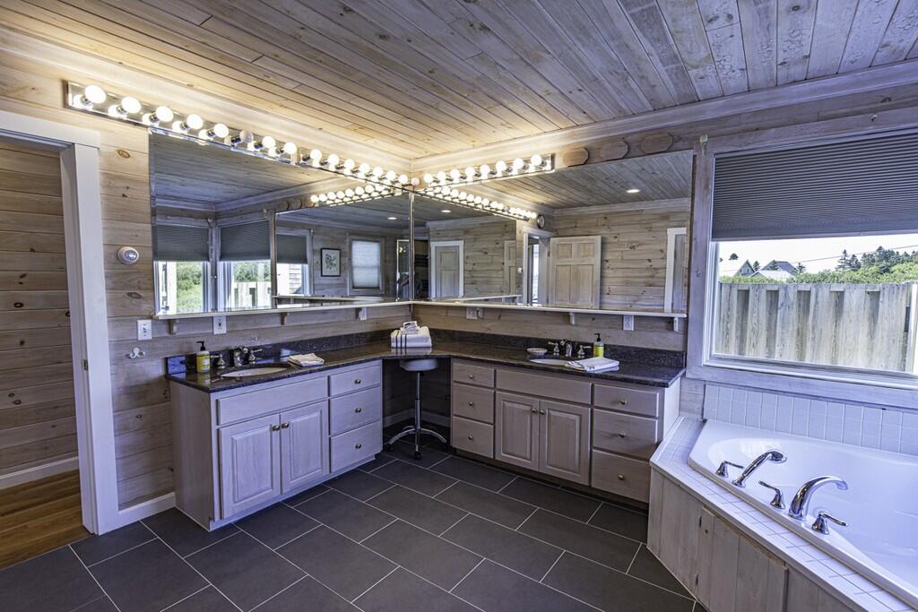 70 Carrying Place Cove Road