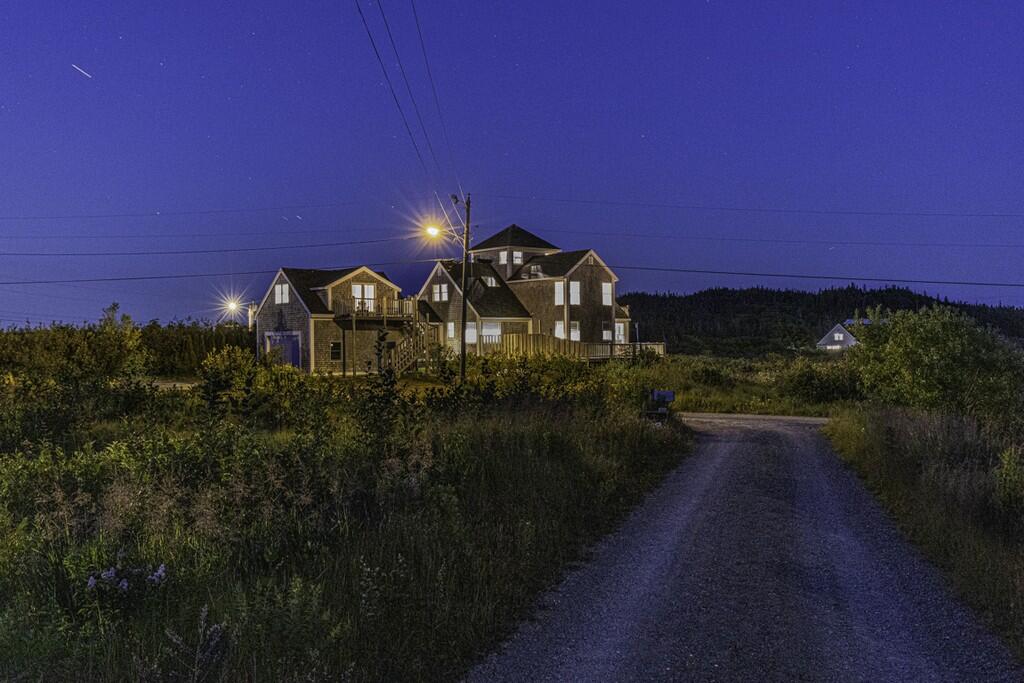 70 Carrying Place Cove Road