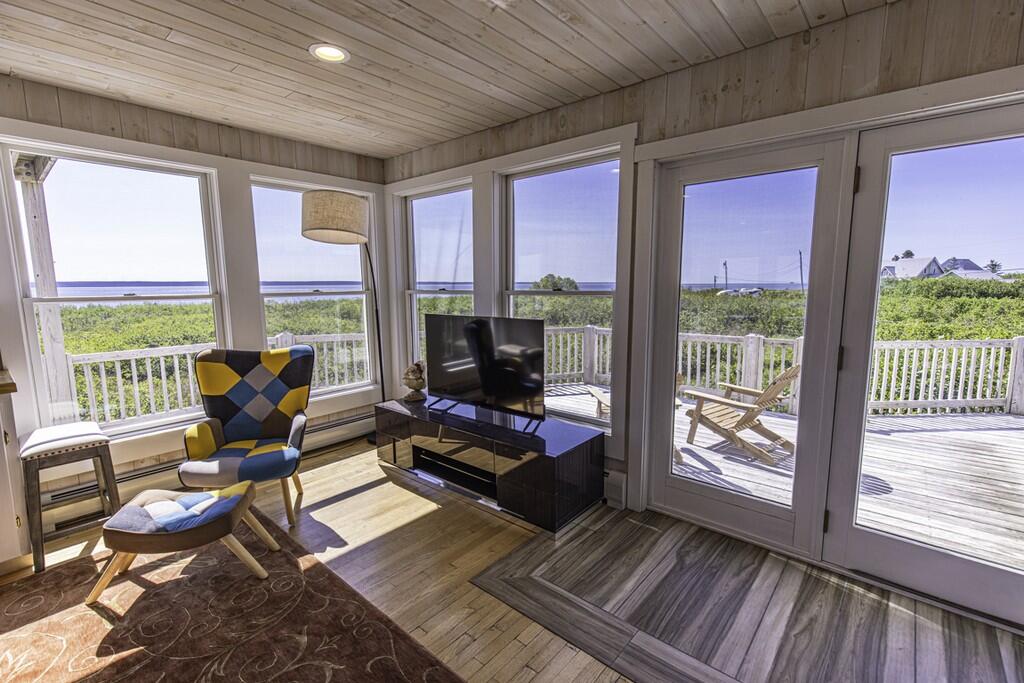 70 Carrying Place Cove Road