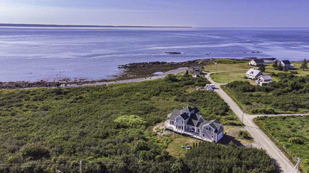 70 Carrying Place Cove Road