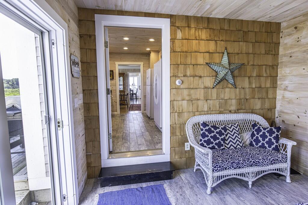 70 Carrying Place Cove Road