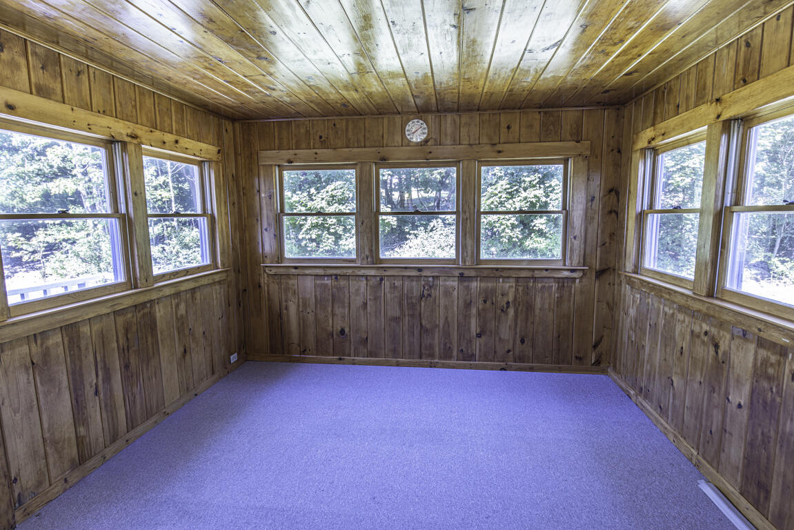 33 Hillside Drive
