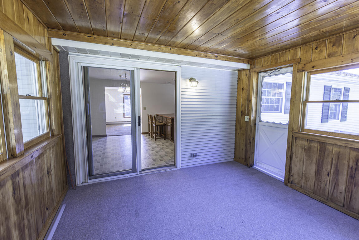 33 Hillside Drive