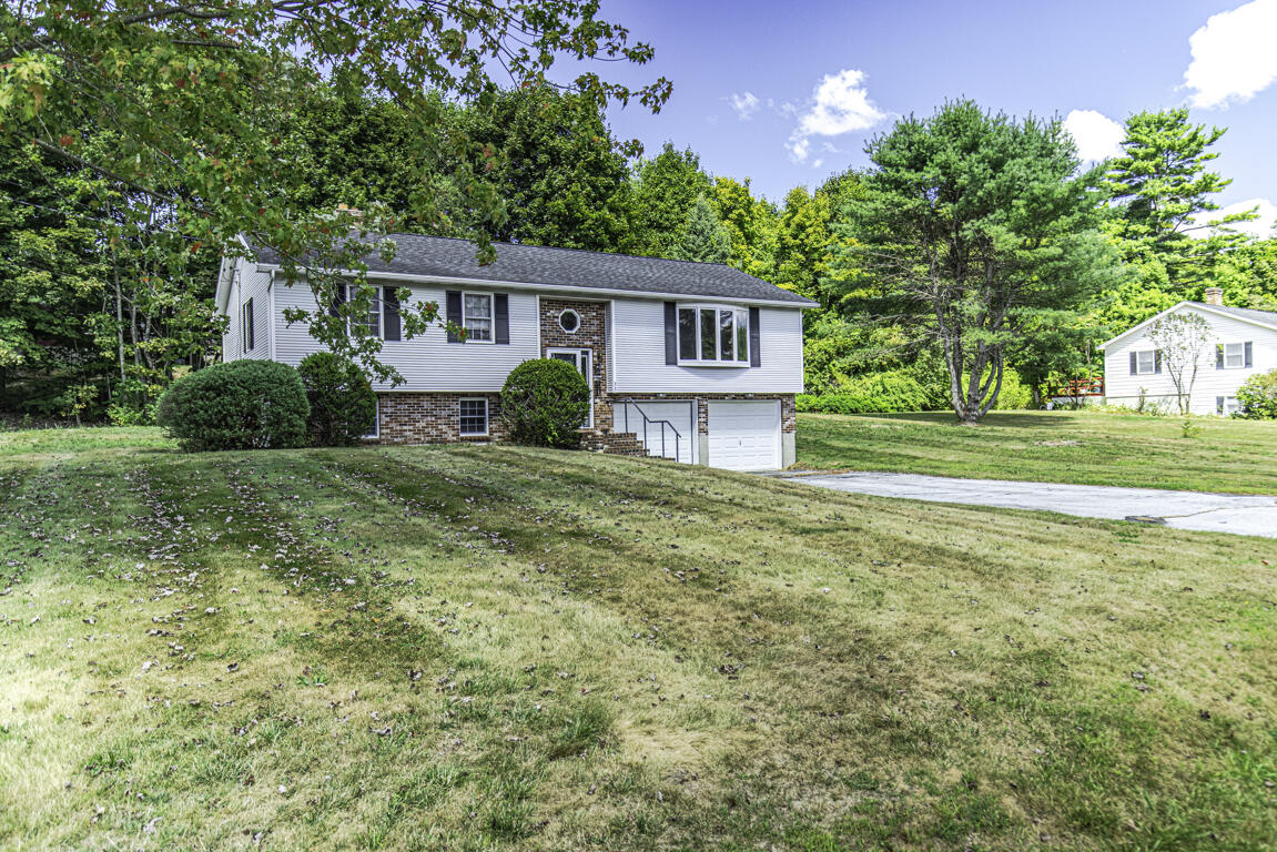 33 Hillside Drive