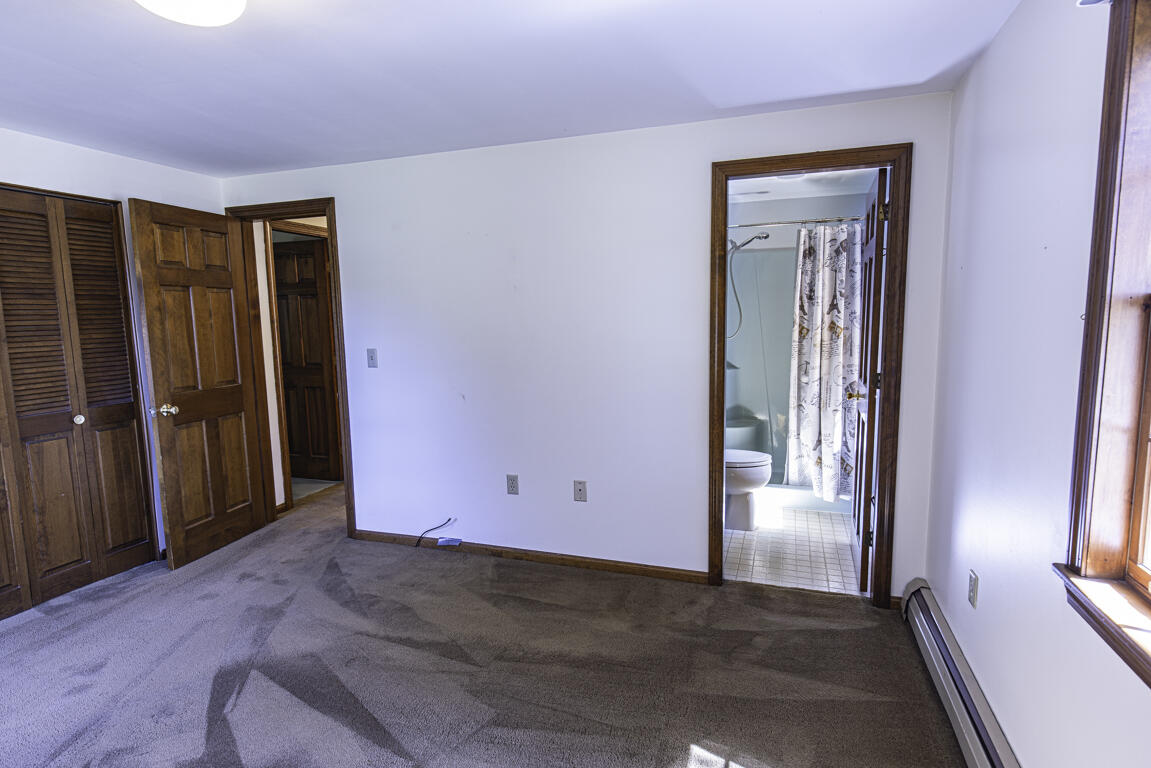33 Hillside Drive