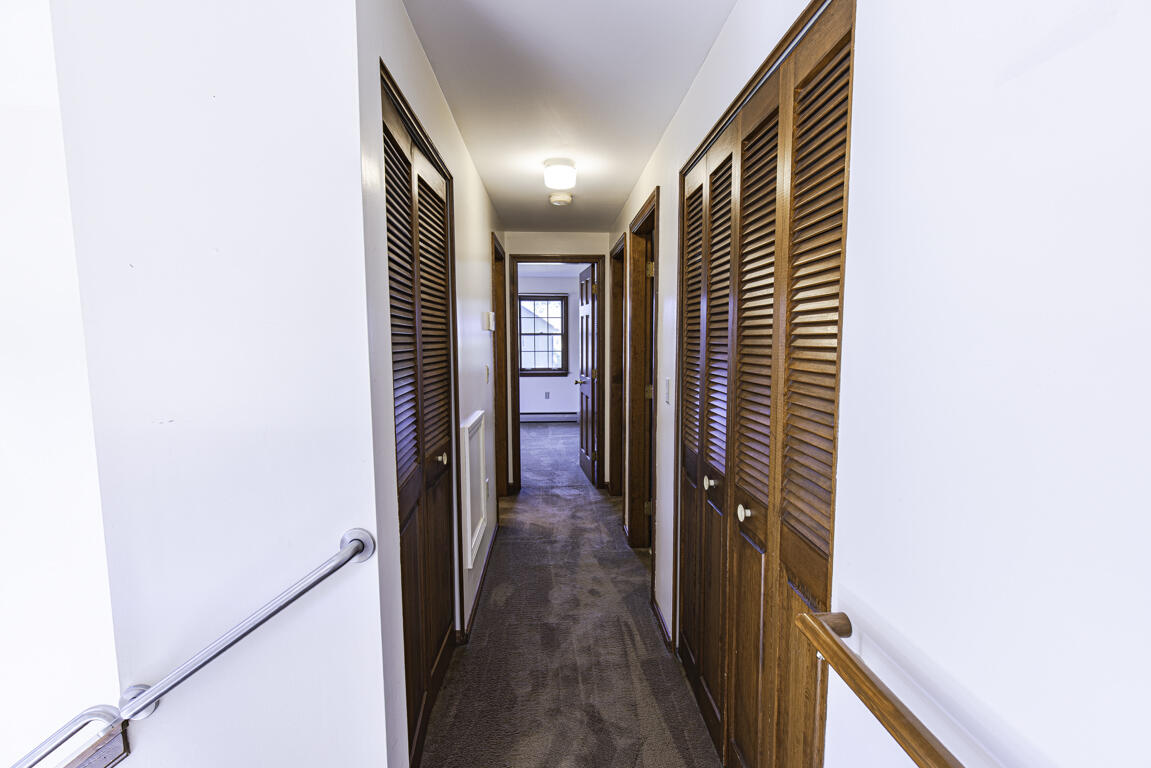 33 Hillside Drive