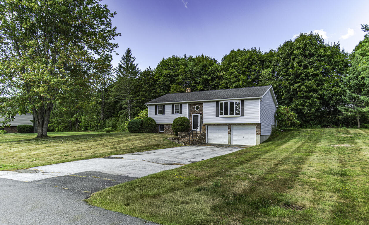 33 Hillside Drive