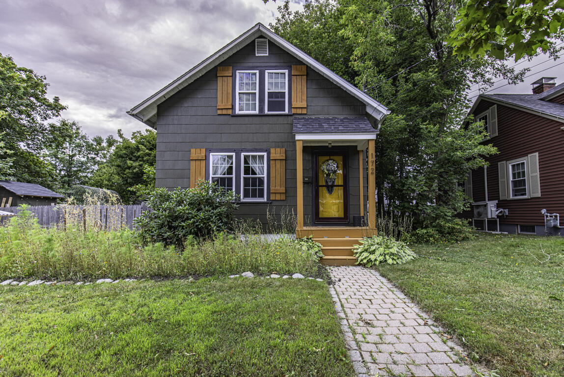 172 Fern Street