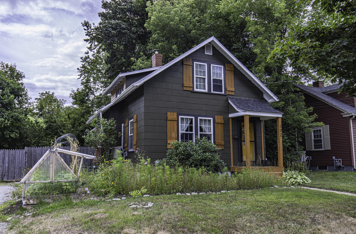 172 Fern Street