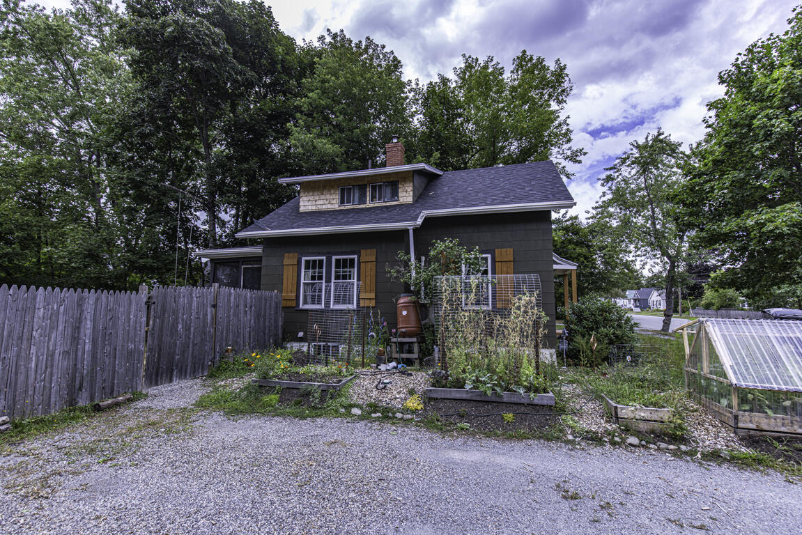 172 Fern Street
