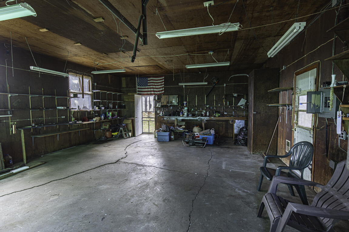 5356 Bennoch Road