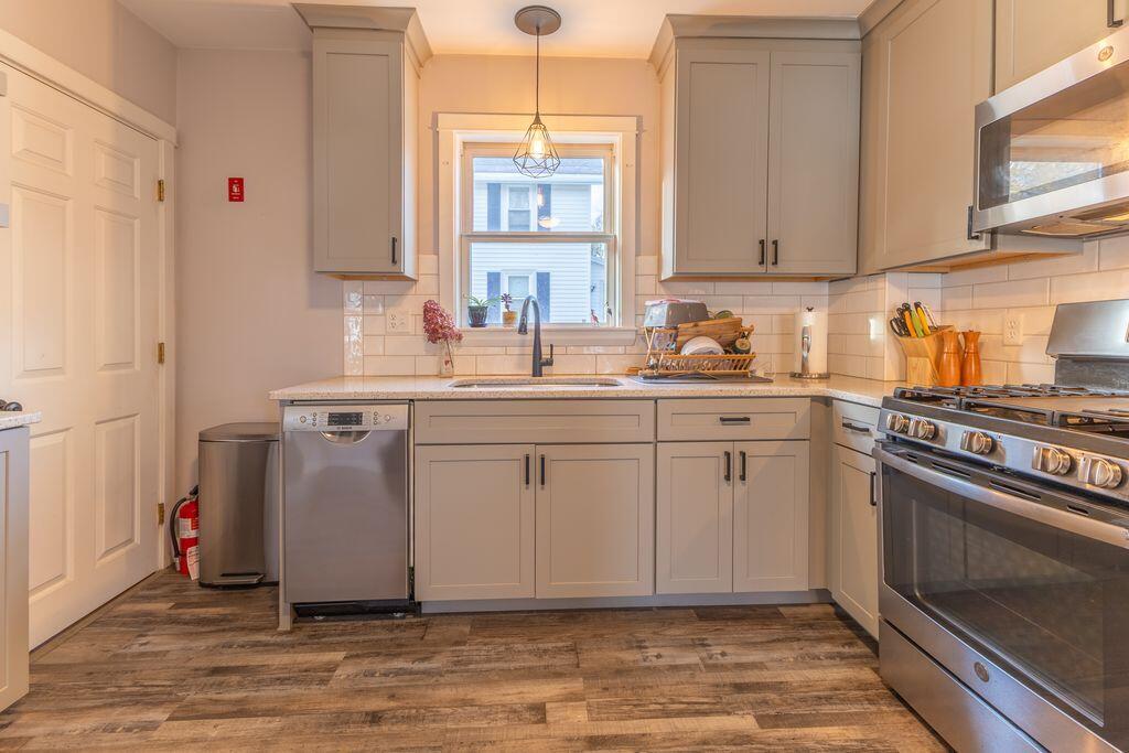 28 Mountainview Avenue