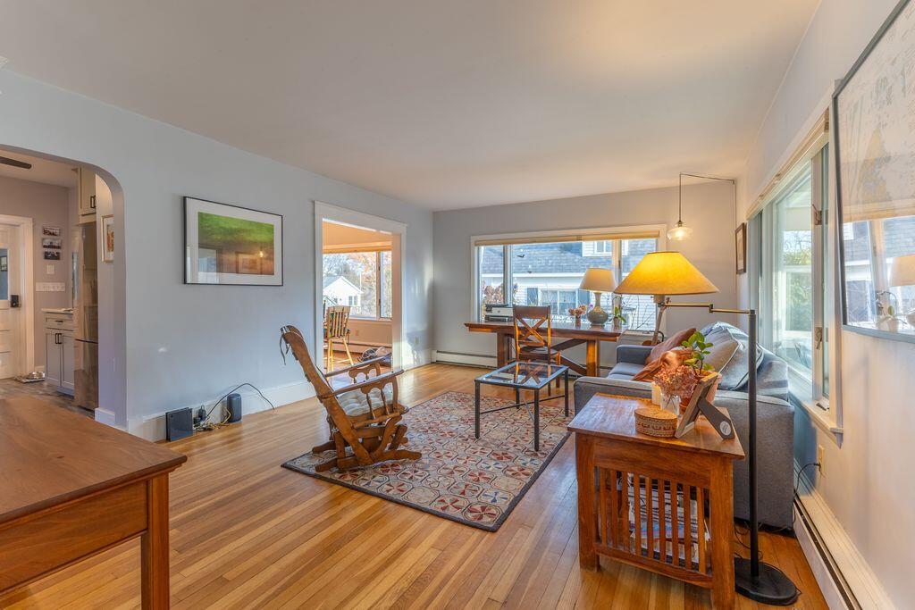 28 Mountainview Avenue