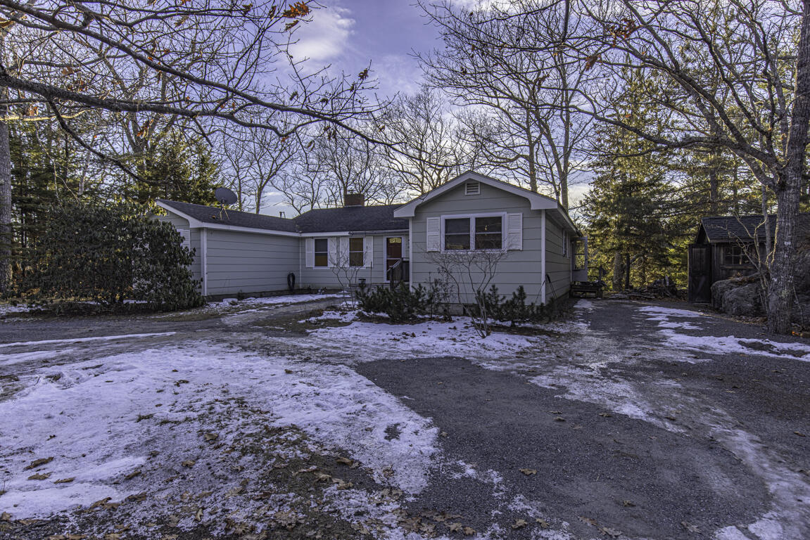 48 Douglass Loop