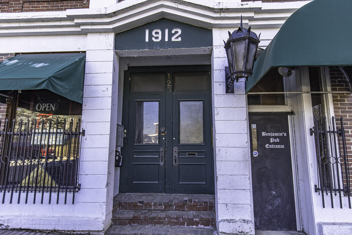 123-127 Franklin Street