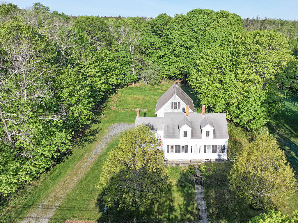 11 Sunset Road