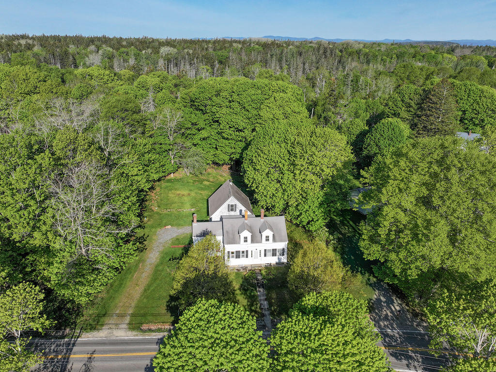 11 Sunset Road