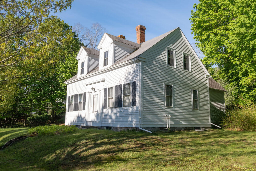 11 Sunset Road