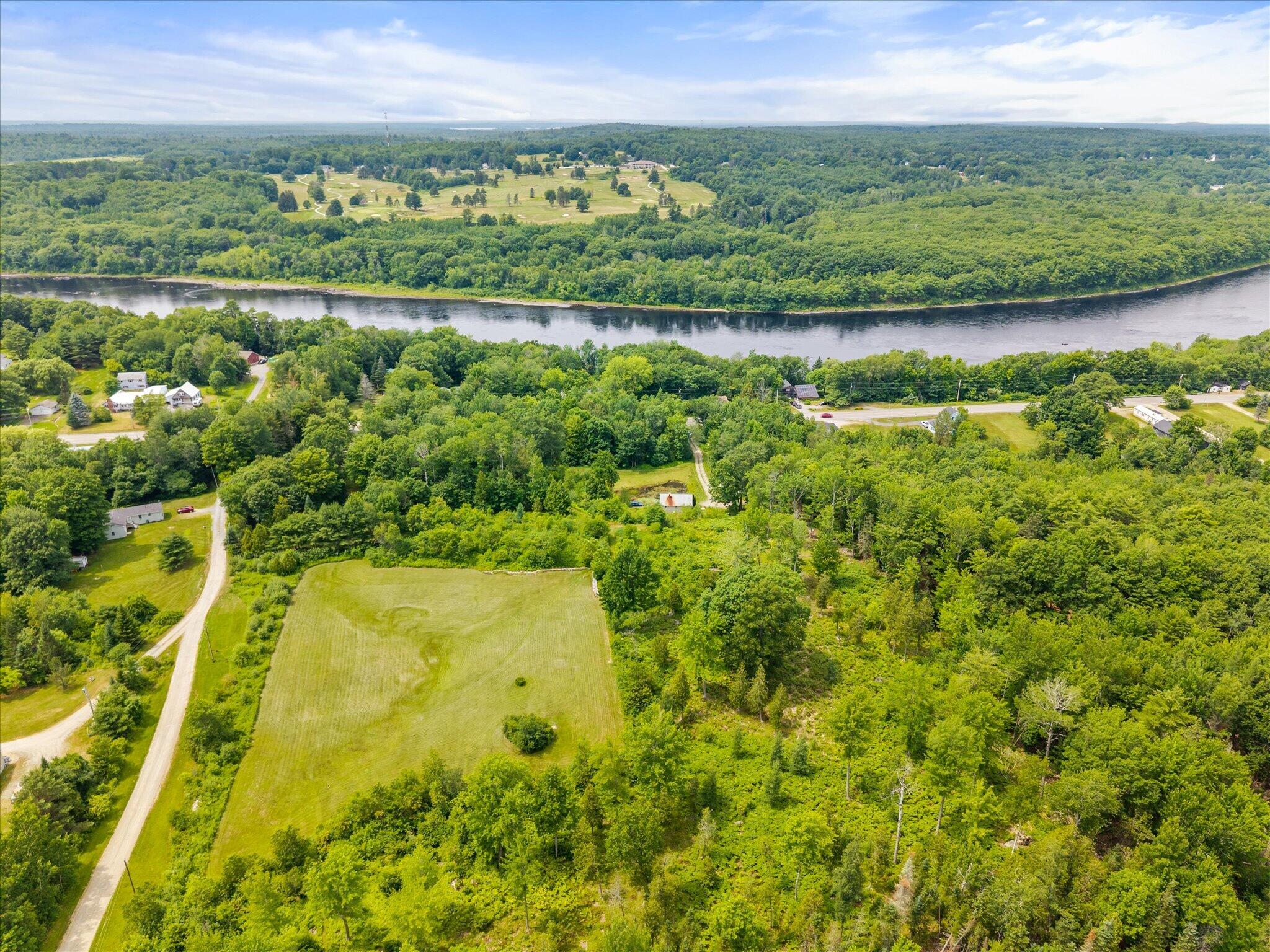 543 Riverside Drive