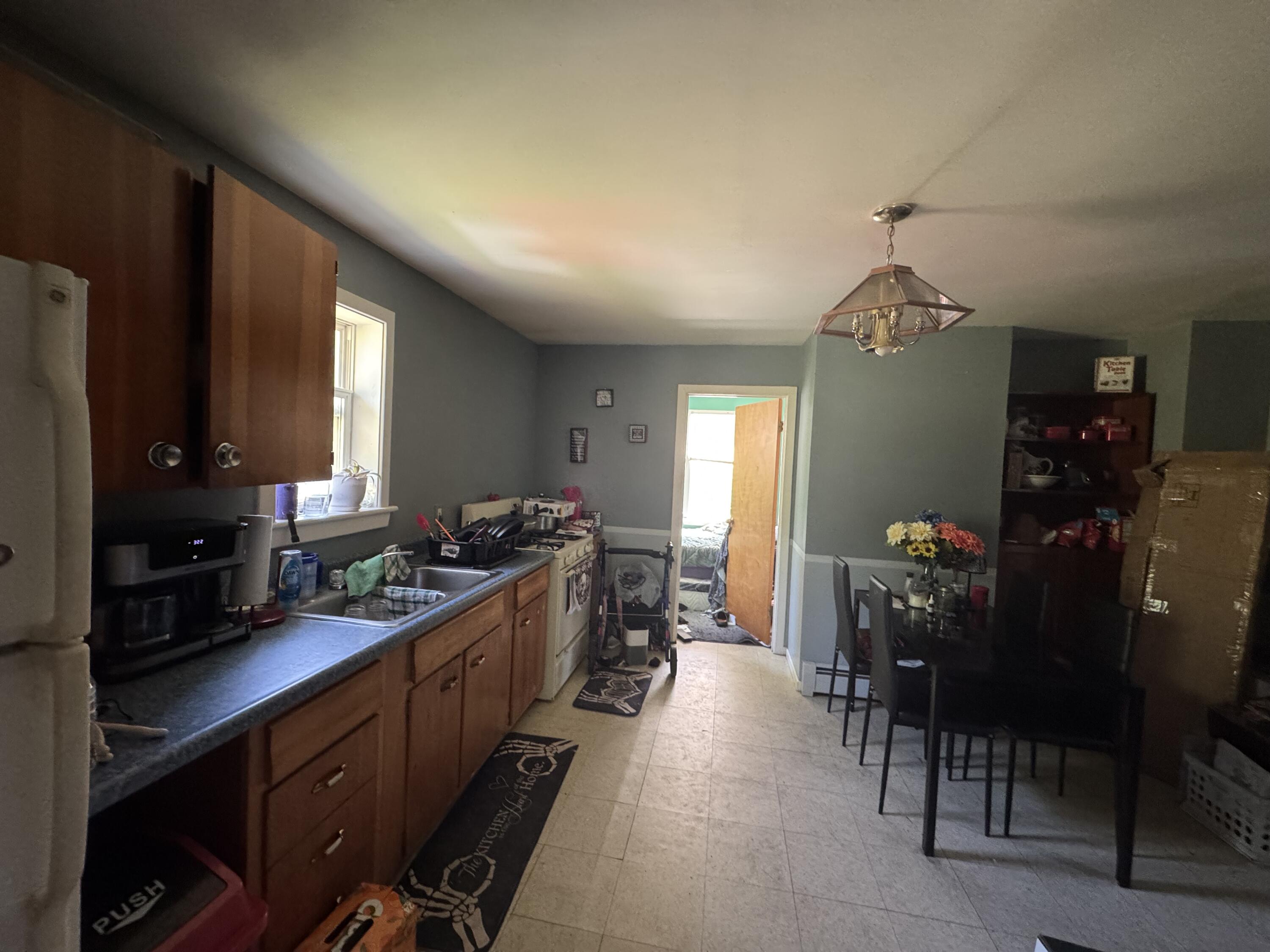 543 Riverside Drive