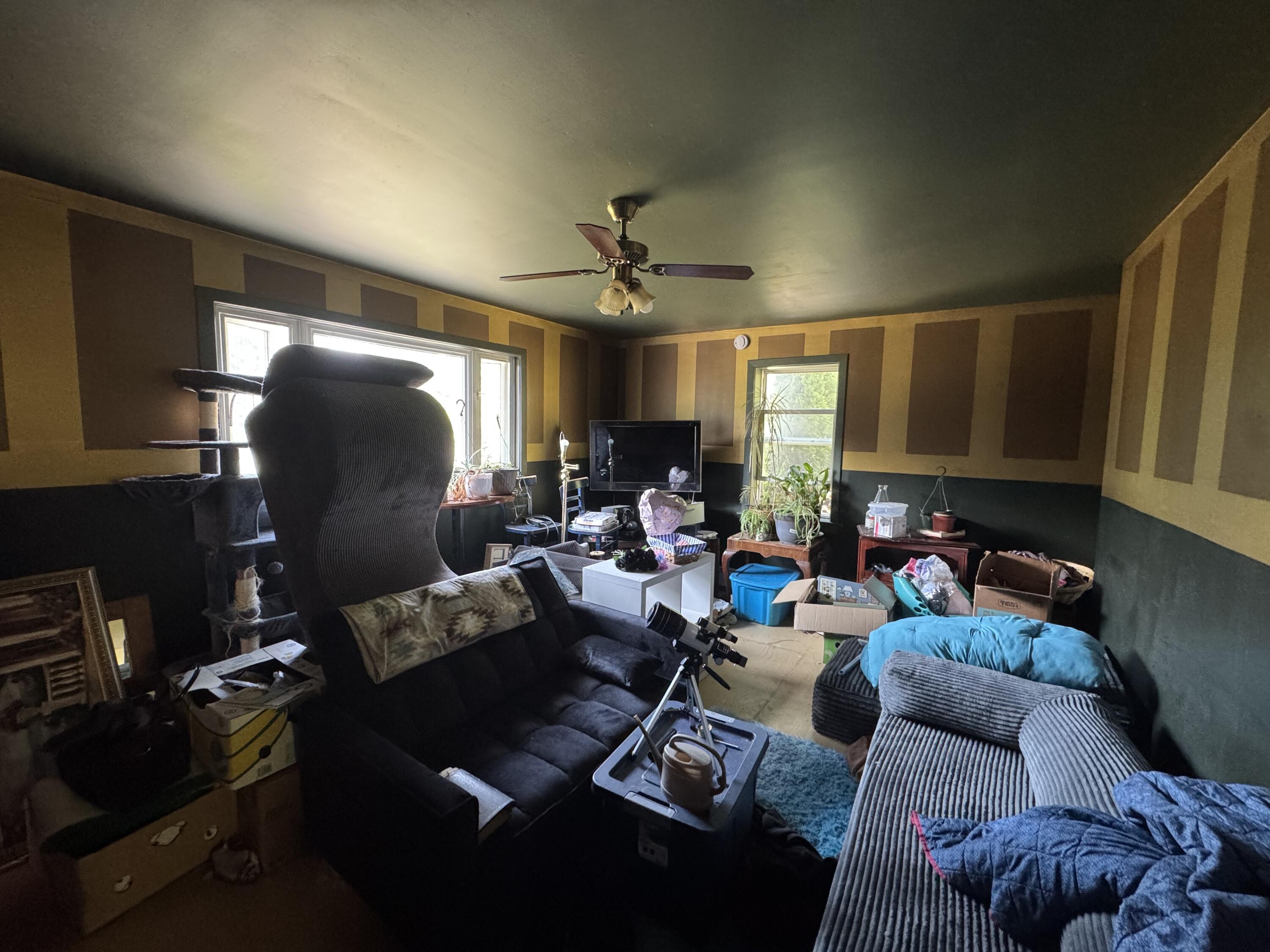 543 Riverside Drive