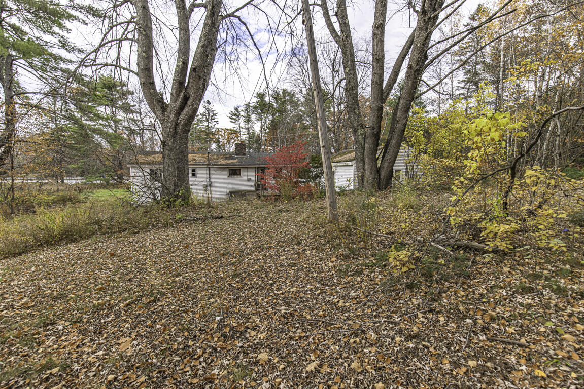 2422 Broadway