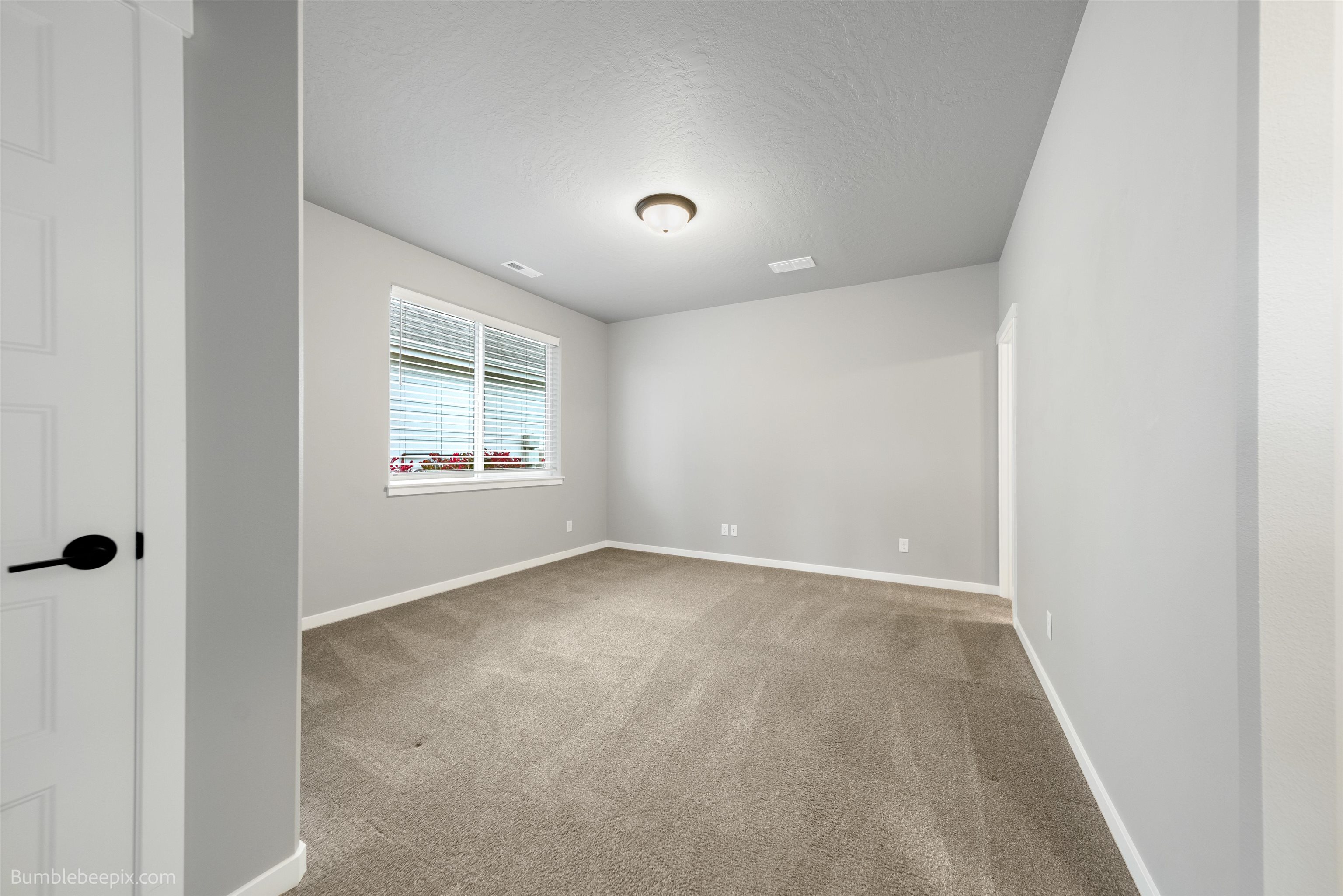 2408 W CENTENNIAL Pl