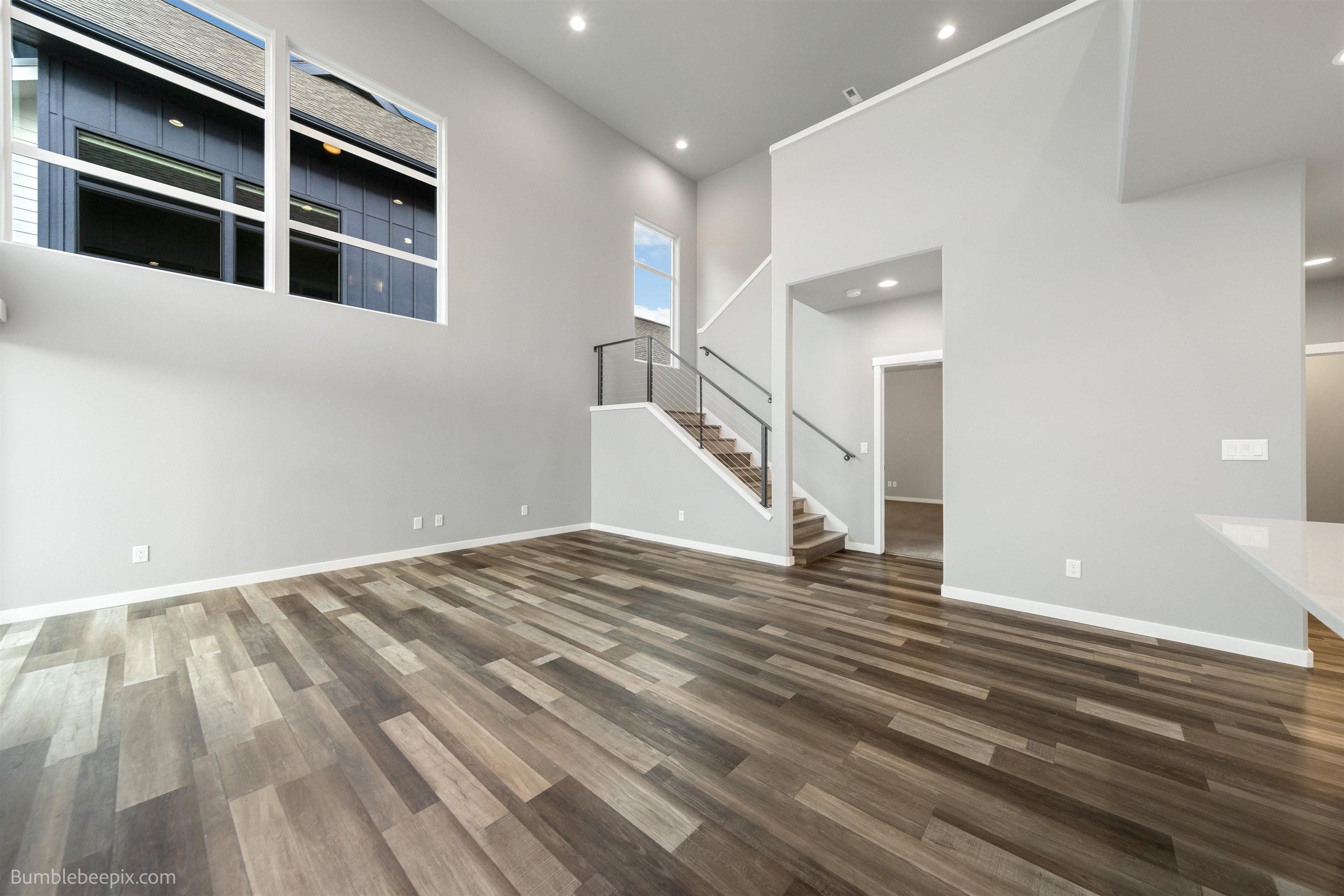 2408 W CENTENNIAL Pl