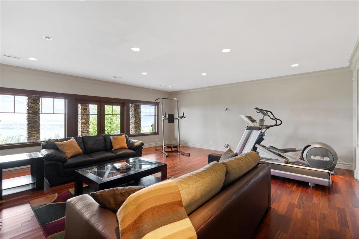 341 N Legend Tree Dr