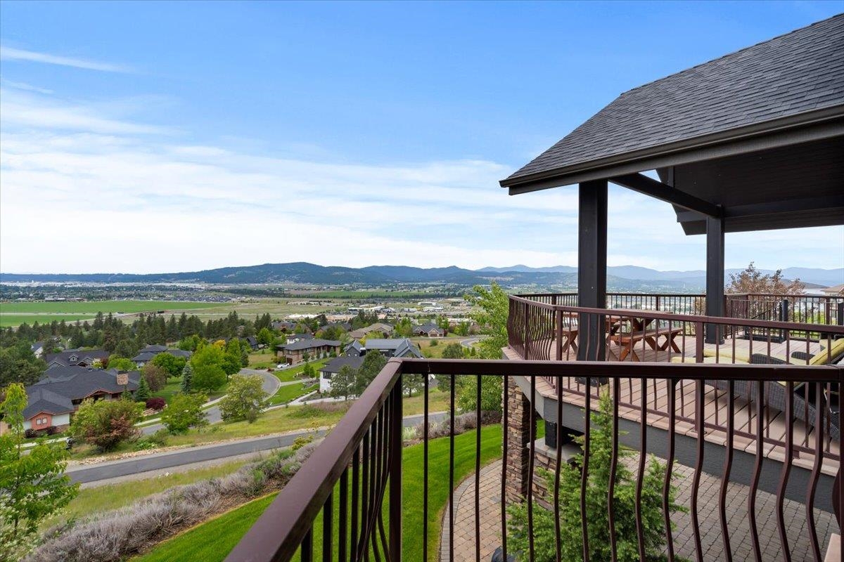 341 N Legend Tree Dr