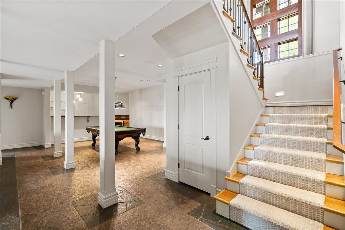 341 N Legend Tree Dr