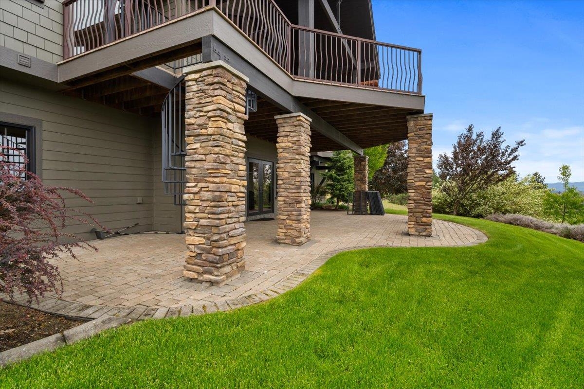 341 N Legend Tree Dr