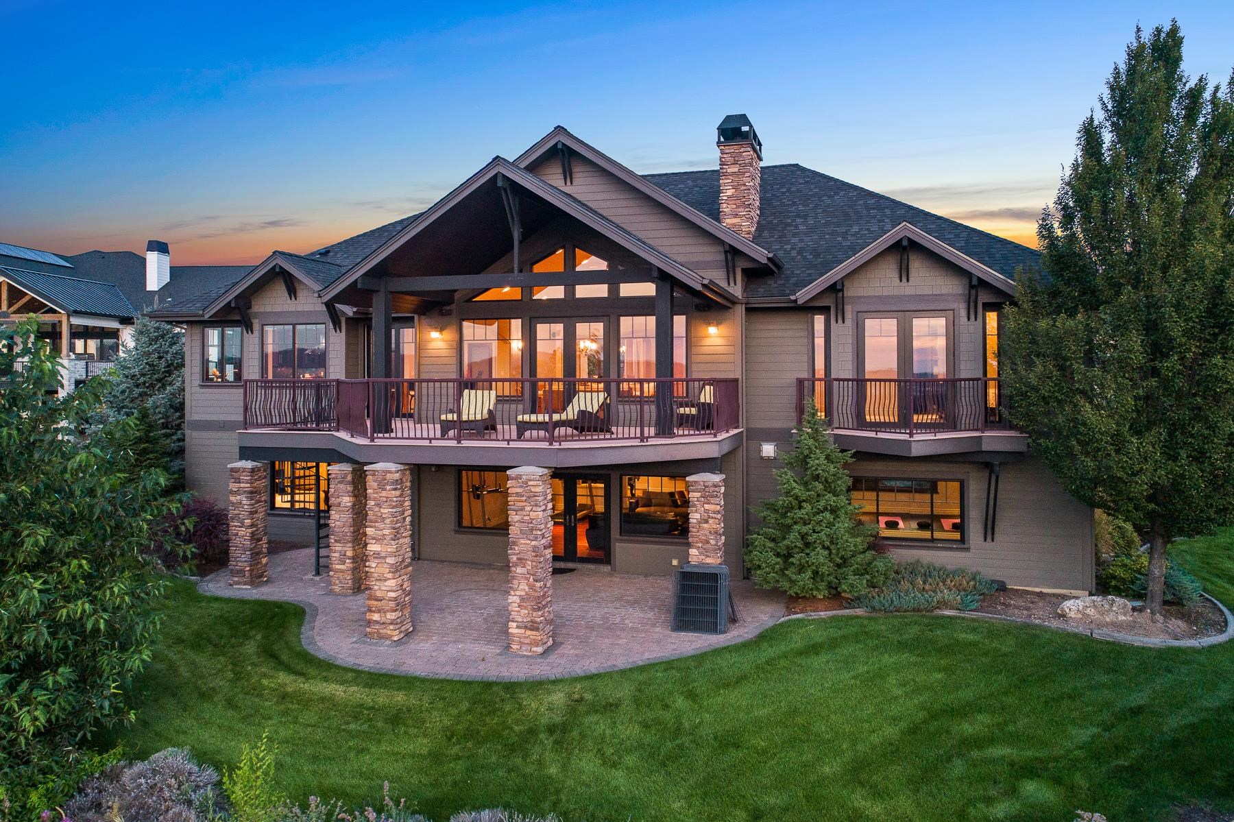 341 N Legend Tree Dr