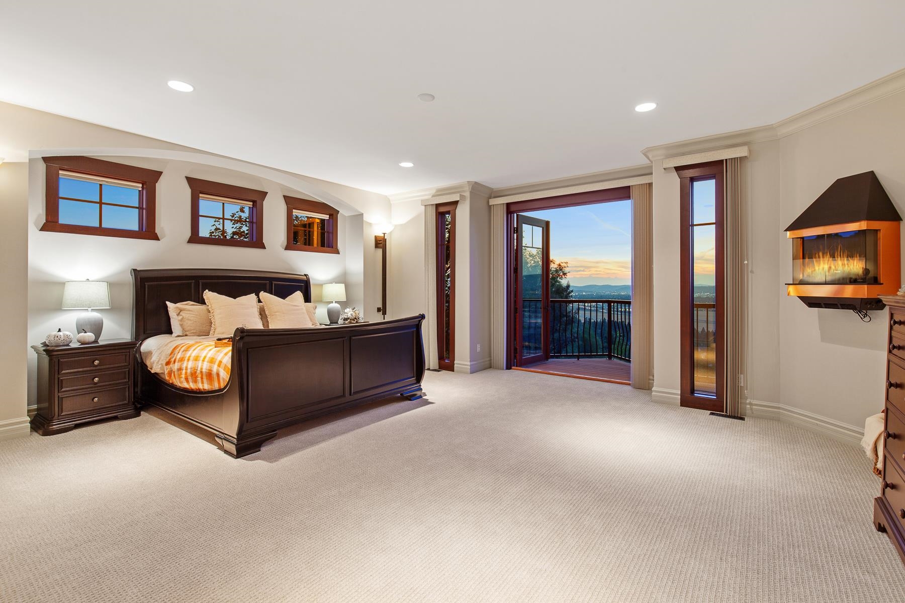 341 N Legend Tree Dr