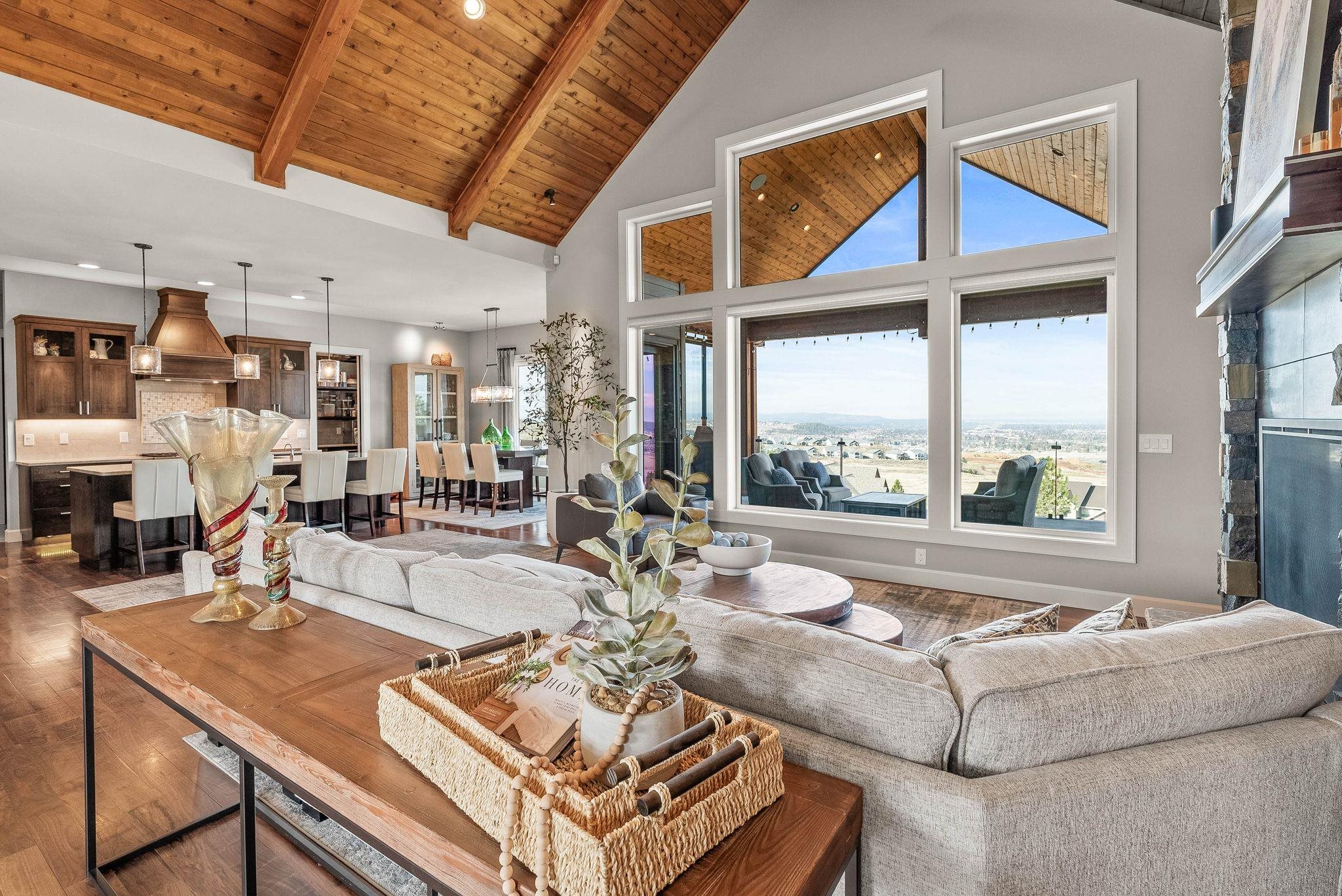 125 N Legend Tree Dr