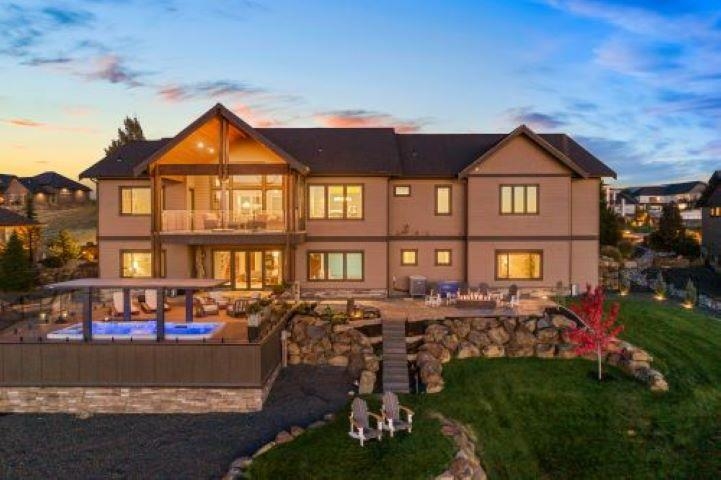 125 N Legend Tree Dr