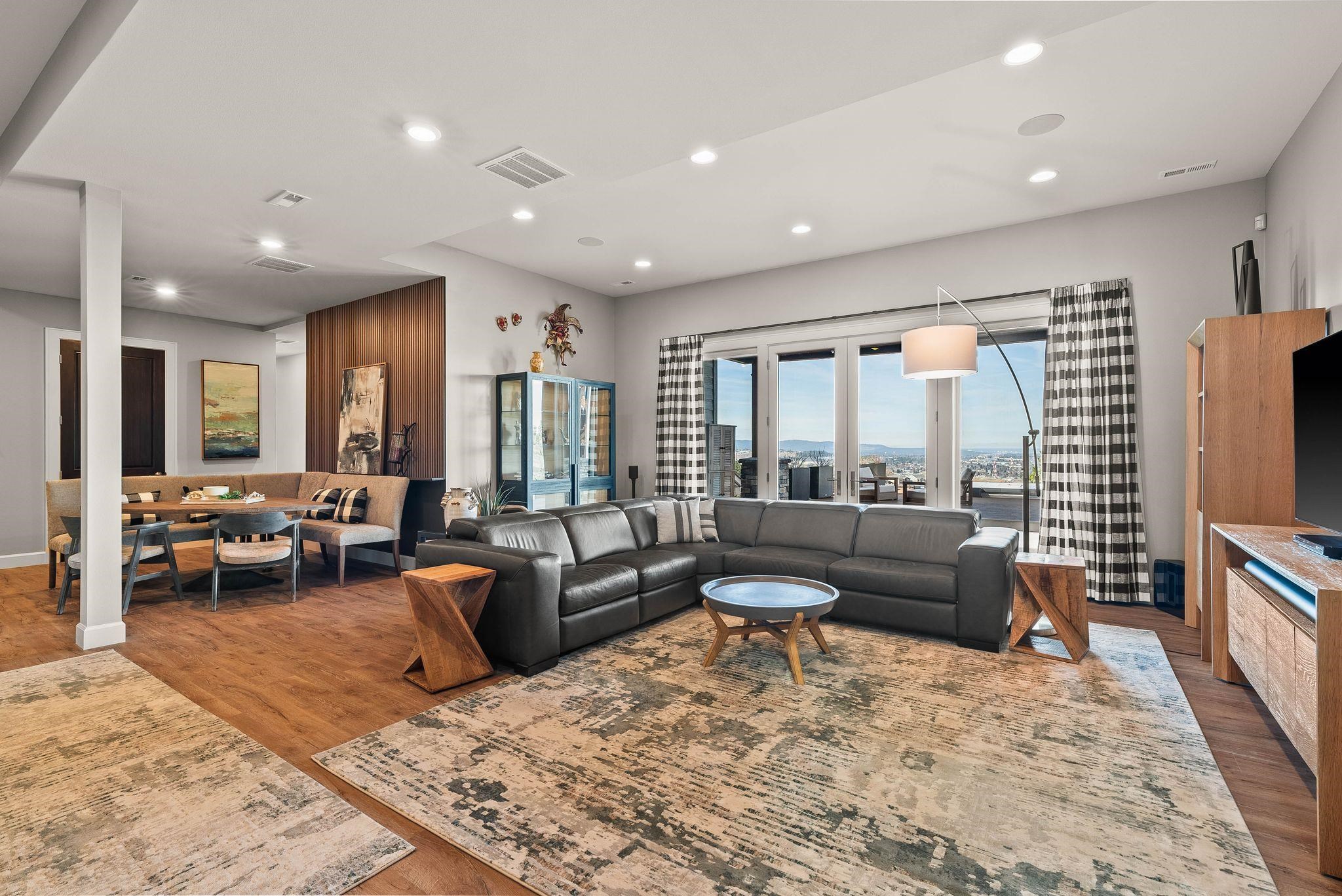 125 N Legend Tree Dr