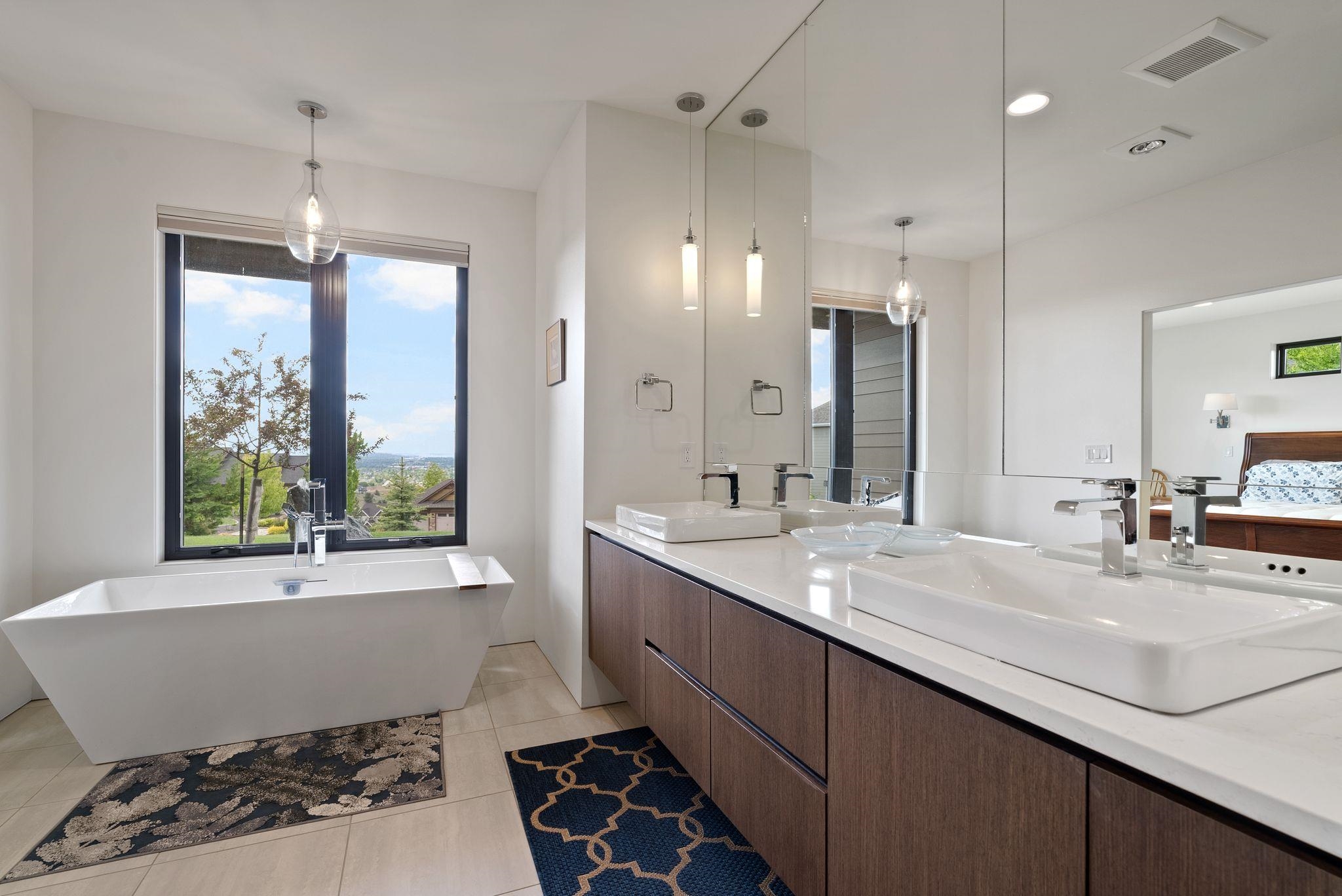 160 N Legend Tree Dr