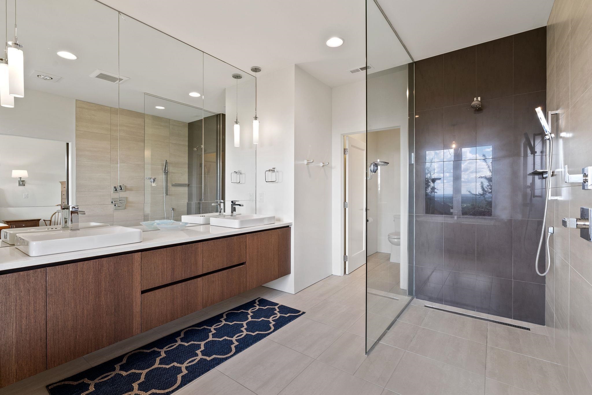 160 N Legend Tree Dr