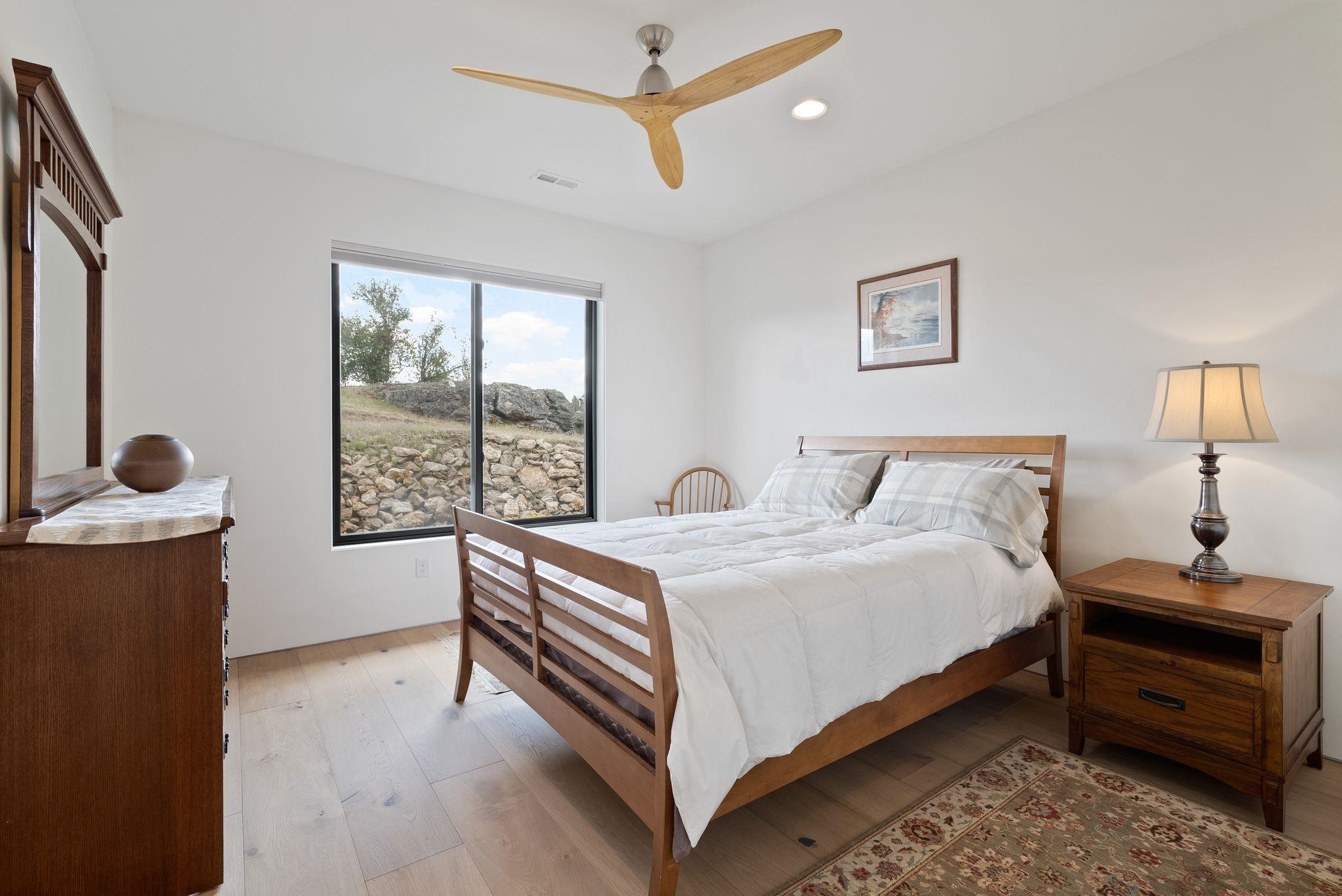 160 N Legend Tree Dr