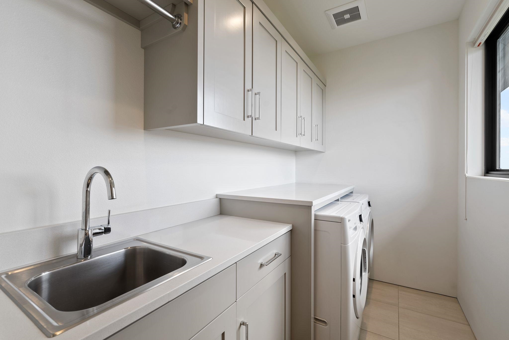 160 N Legend Tree Dr