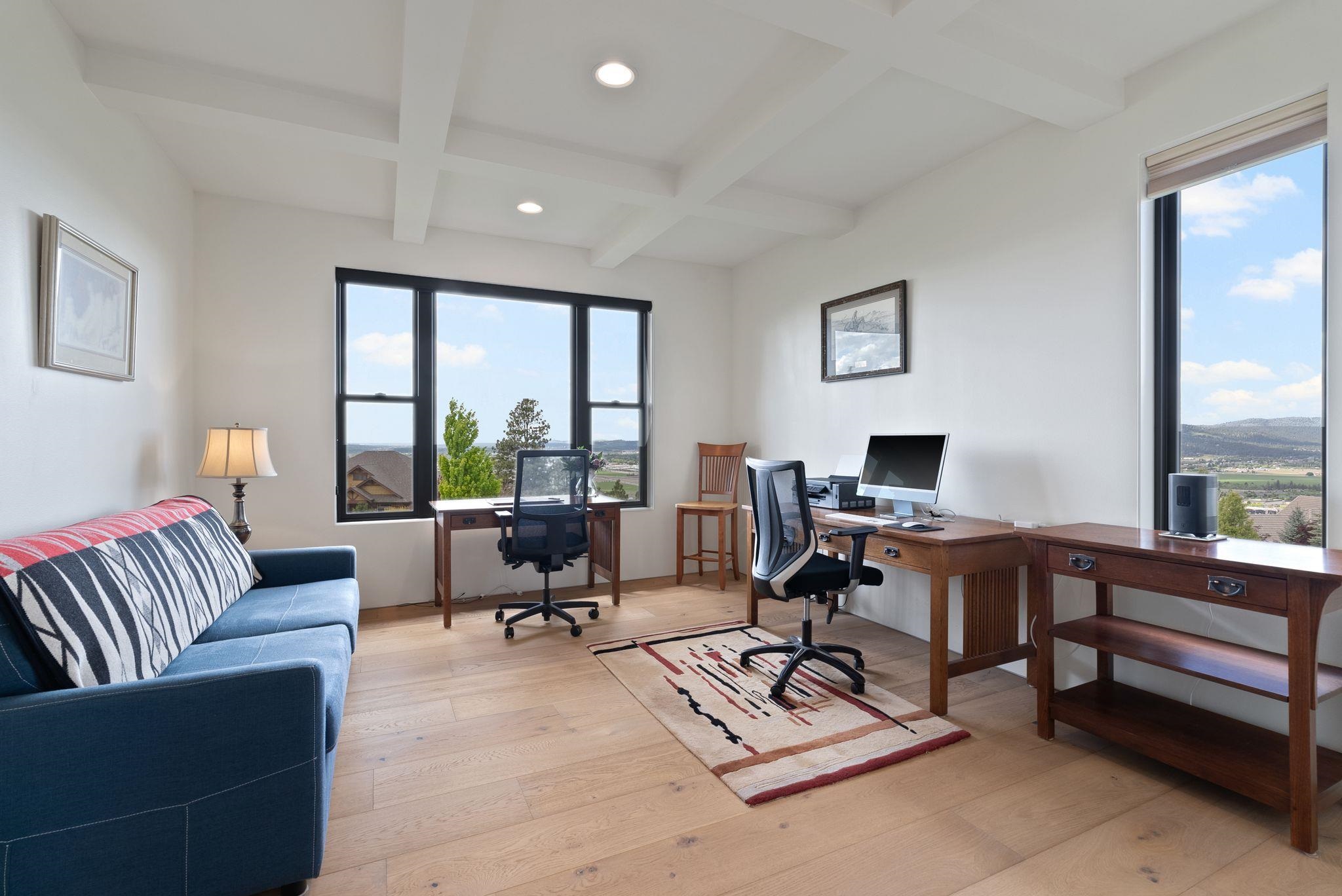 160 N Legend Tree Dr