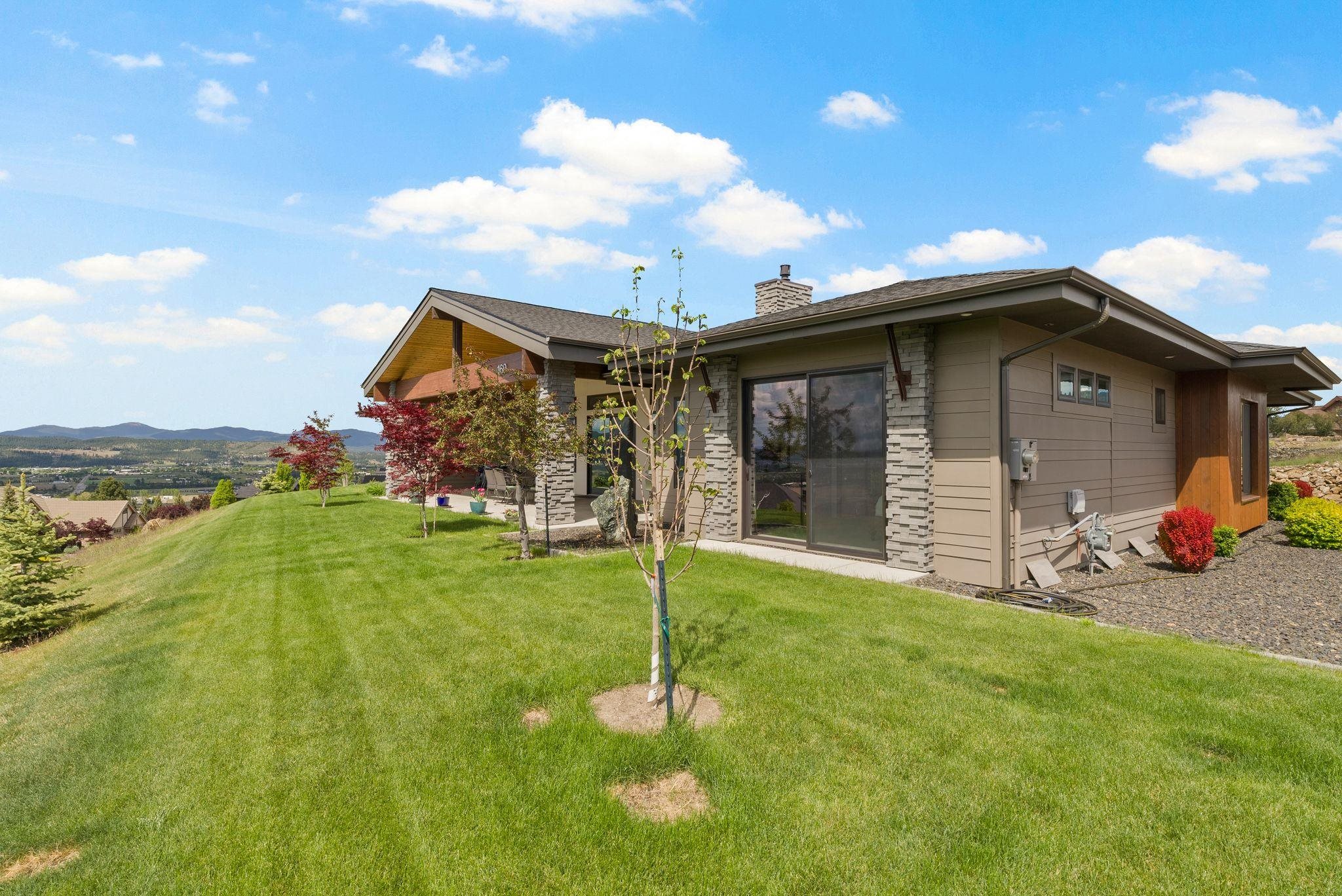 160 N Legend Tree Dr